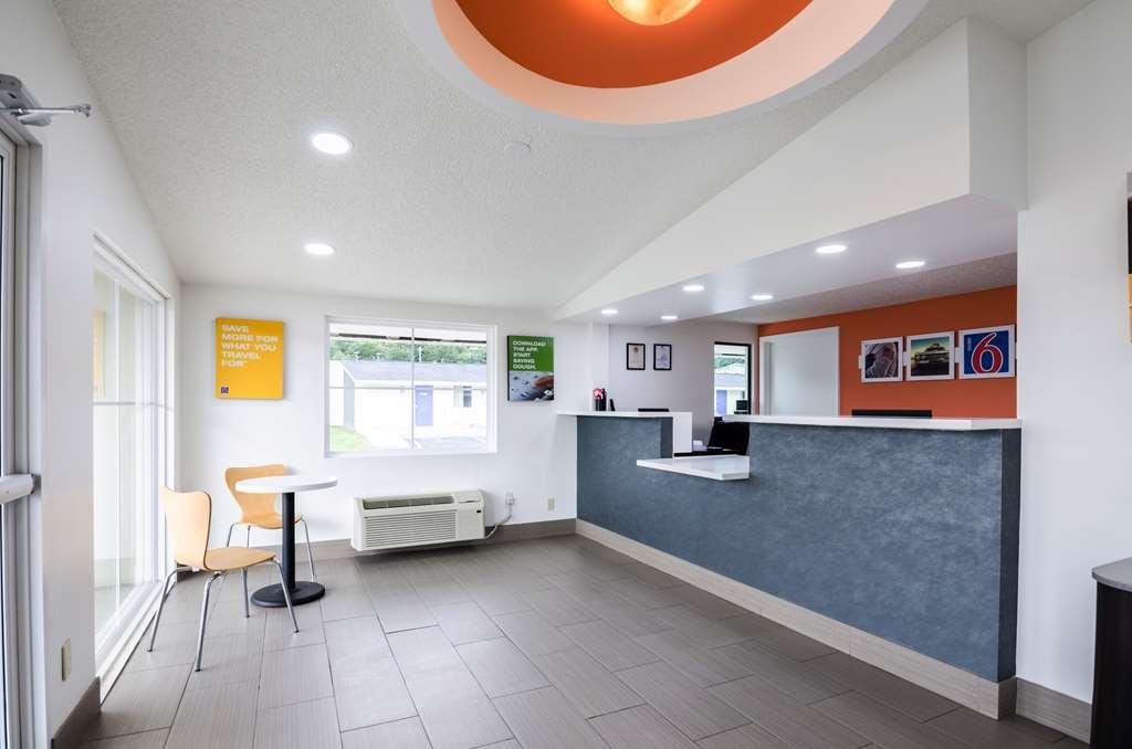 Motel 6 Troutville, Va Interior photo
